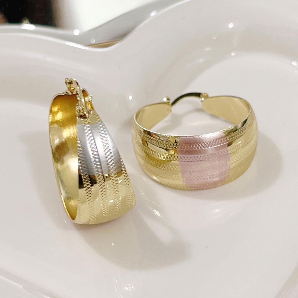 Boucles d'Oreilles Femme Boucles d'Oreilles Rondes Rayées Cuivre Douce Fragrance Mode Polyvalentes Design de Niche Haut de Gamme