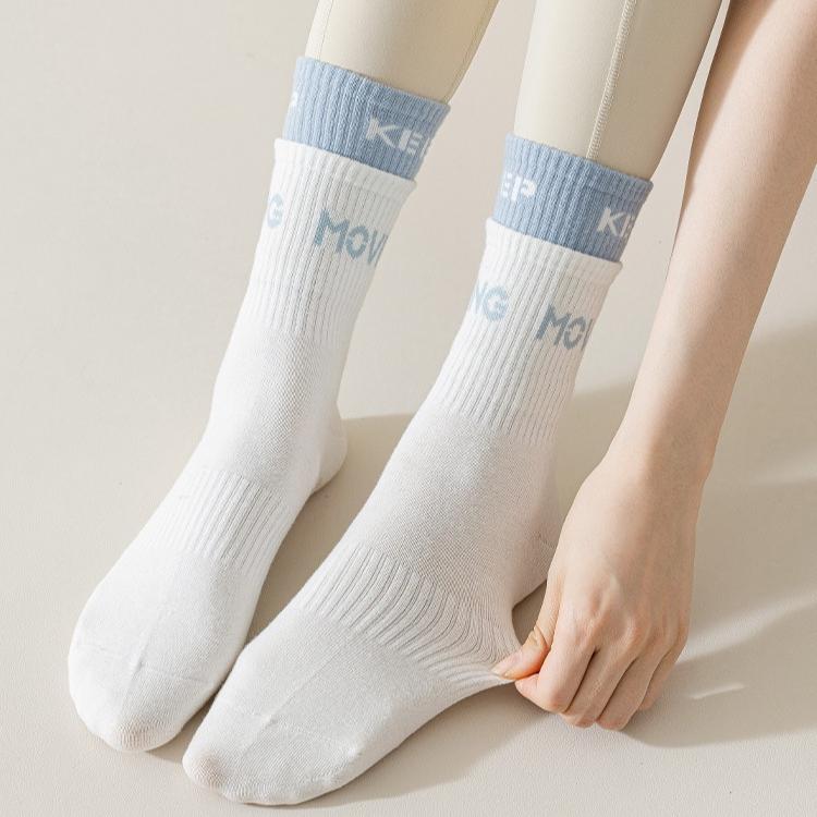 Yoga Socks Professional Women's Mid Tube Socks Pilates Sports Fitness Socks Non Slip Socks