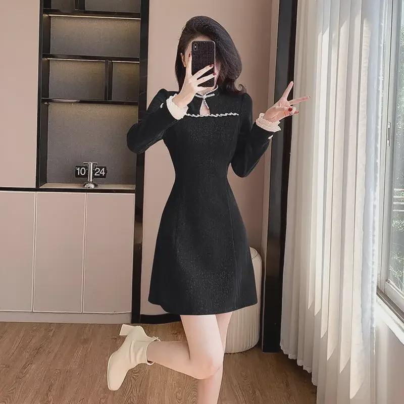 2025 Modern Chinese Style Cheongsam Dress with Corduroy and Pearl Buttons