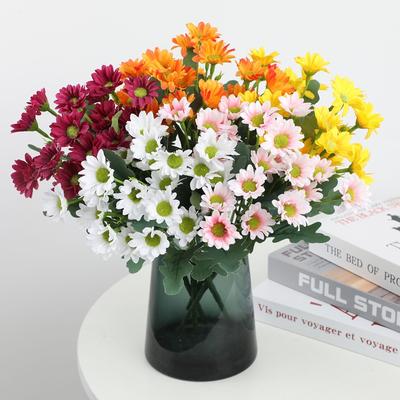Artificial Flowers Silk Daisy Bouquets Festival Decorations Home Vase Table Wedding Bridal Bouquet Decorative Household Products