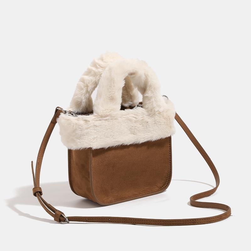

Christmas Gift Cute Plush Small Square Bag Autumn and Winter New Frosted Handbag for Work Commuting Crossbody Bag for Women коричневый