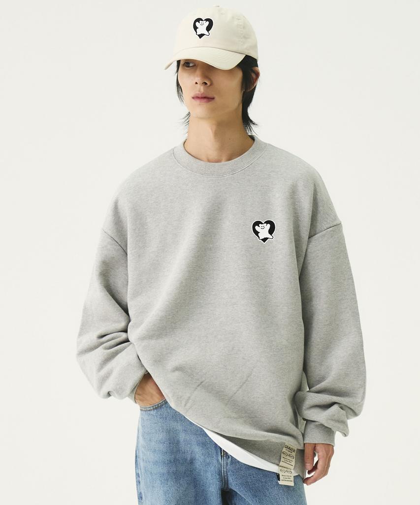 GRAVER [Unisex] Bear Heart Embroidered Sweatshirt_Gray