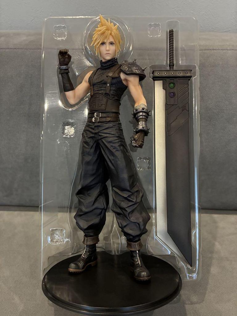 [USED] Final Fantasy 7 FF7 Cloud Static Arts