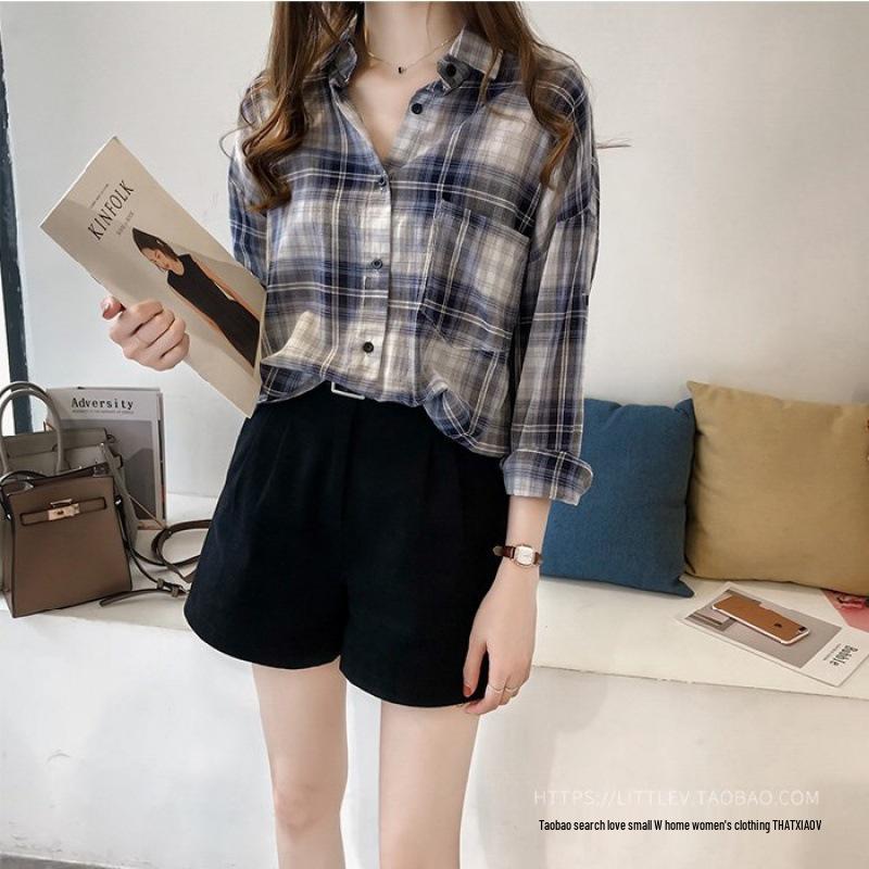 Retro Hong Kong Style Women's Plaid Long Sleeve Loose Shirt, 2022 Spring Korean Design Trend