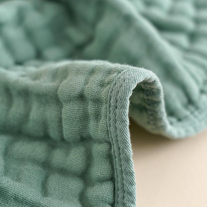Six-Layer Pure Cotton Gauze Baby Burp Cloth and Shoulder Protector