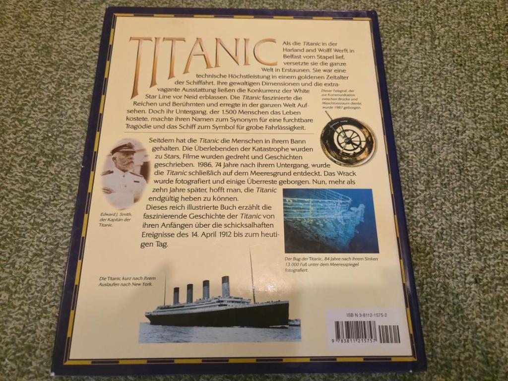 [USED] German version of the history of the luxury liner Titanic, large format book