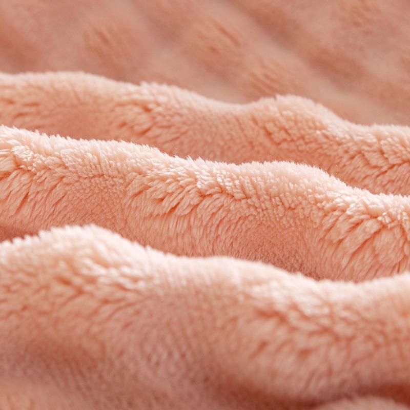 Couverture de climatisation Couverture d'agneau Couverture de canapé en flanelle corail Couverture de cape de bureau de sieste Couverture en flanelle de lapin à bulles Couverture en velours corail