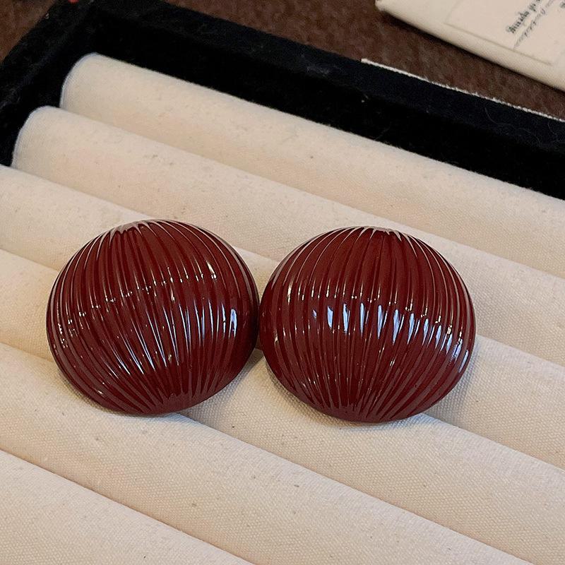 2024 Exquisite High-End Retro Silver Needle Red Heart Flower Earrings for Women