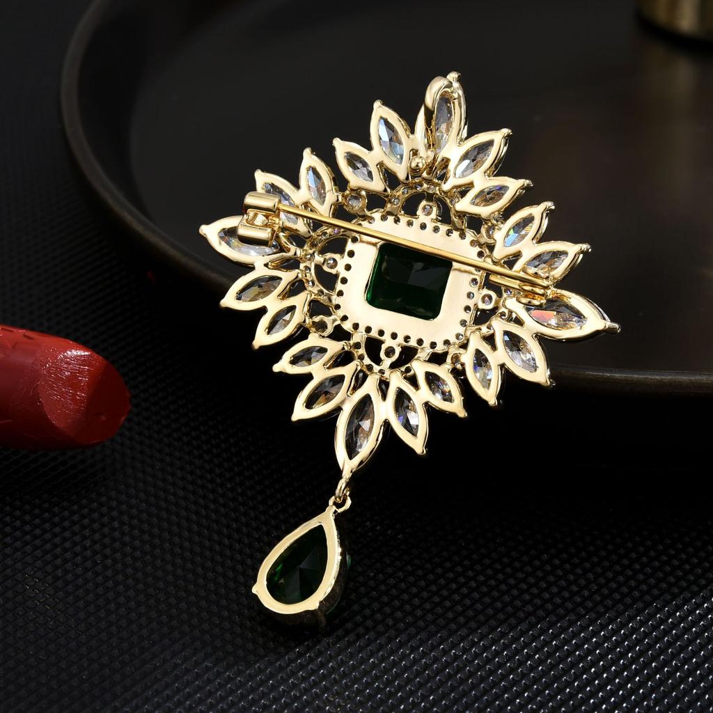 Senior Brooches Flower Leaf Brooch Pins for Women Suit Pendant  Fashion Brooches Jewelry