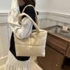 Stylish Large Capacity Tote Bag For Women With Minimalist Design And Trendy Colors