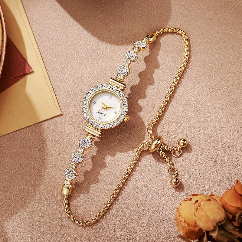Damen College-Stil Uhrenset mit Diamantenakzenten, elegantem Zifferblatt und passendem Armband