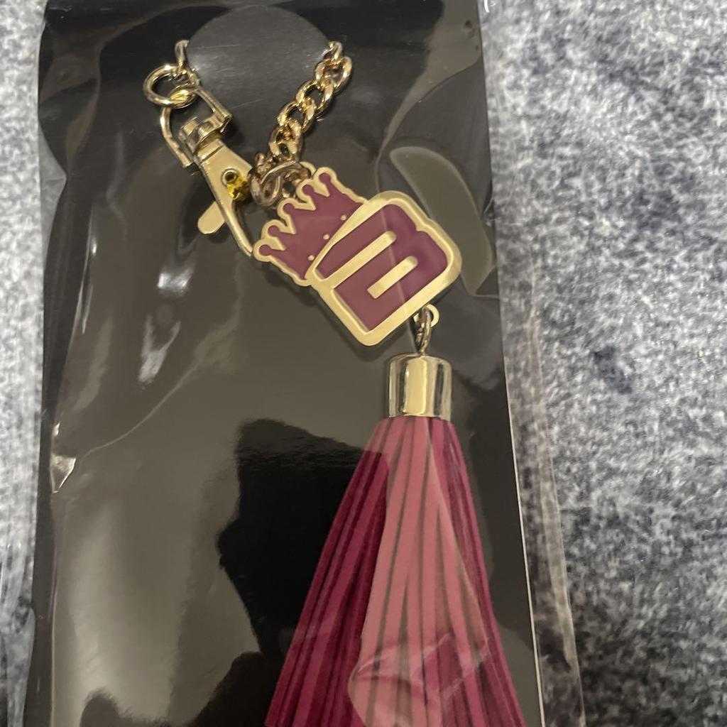 [USED] Pink Tassel Keychain