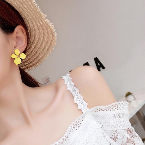 2Pcs Women Earrings Flower Shape Anti Rust Alloy Ear Studs Earrings Jewelry for Party