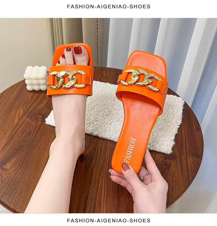 2025 Sommer Damen Quadratische Zehenpartie Flache Sohle Kettenschleife Sandalen, Koreanischer Stil, Große Größen, Lässige Einzelriemen
