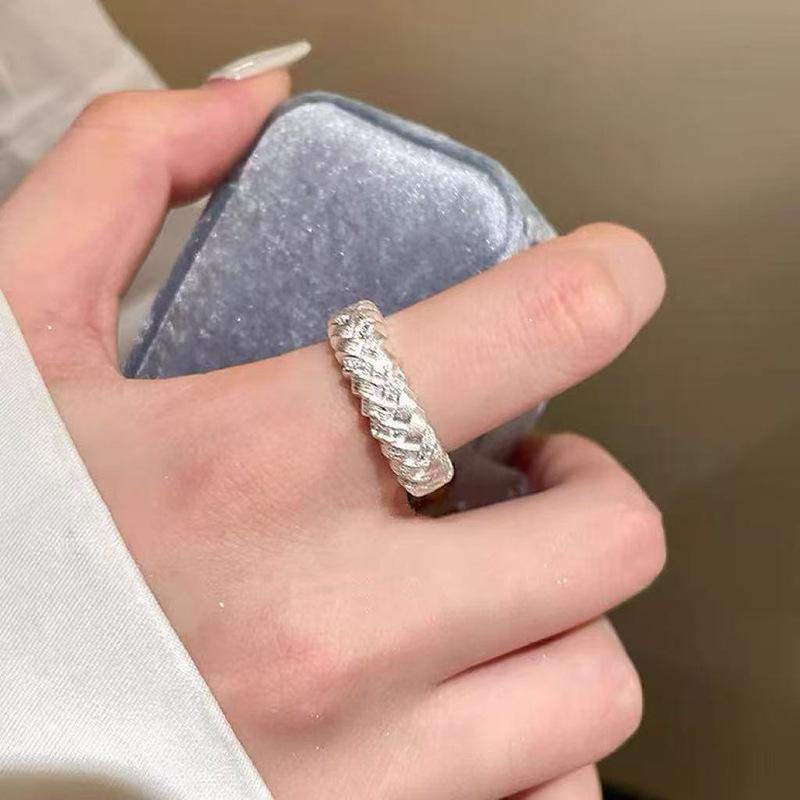 Korean Style Irregular 925 Sterling Silver Women's Versatile Ring, Non-Fading Niche Ins Design