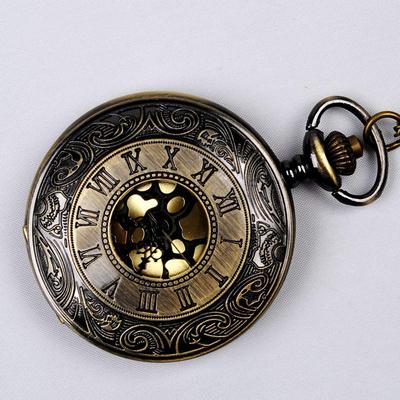 Große Goldfarbene Taschenuhr mit Römischen Ziffern und Bronzegehäuse 8046
