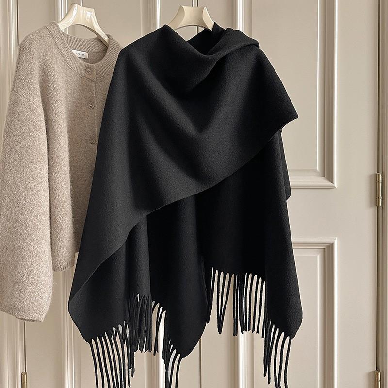 Damen Winter Warmer Gestrickter Schal Mit Fransen Schlitzdesign Dicker Umhang-Stil Wickel Reisefotografie