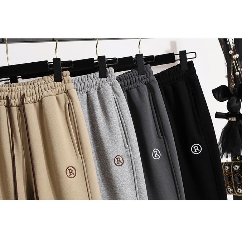 Winter Harlan Bunched Feet and Fleece Embroidered Thick Sweatpants
