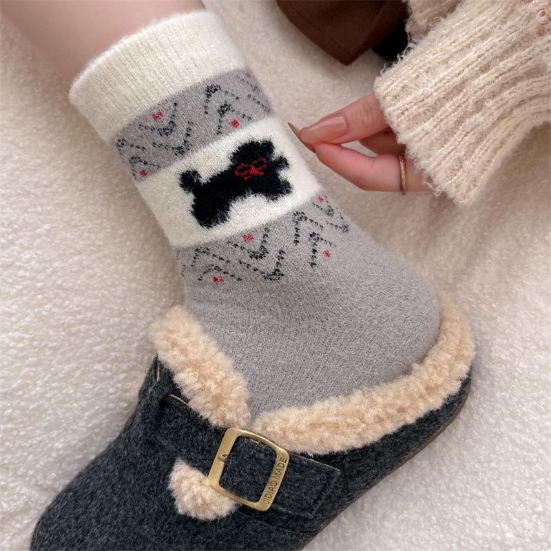Katong Little Dog Retro Australian Fleece Socks Women's Autumn and Winter Mid-calf Socks Thickened, Warm and Versatile, School Style