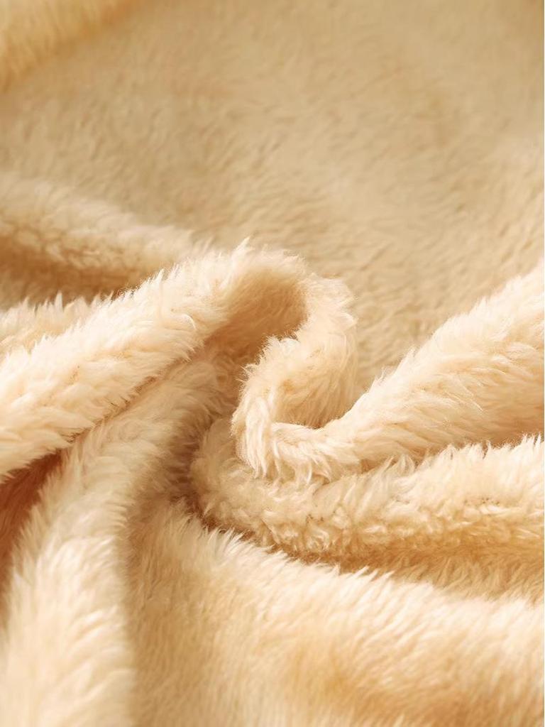 Red Spring Festival Winter Jacket for Mothers – Stylish, Warm, Cotton-Padded Outerwear for Middle-Aged and Elderly