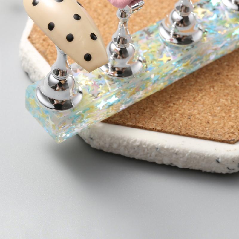 1 Set Iridescent Heart Sequins Magnetic Nail Holder False Tips Practice Stand Nail Art Display Salon Diy Tools