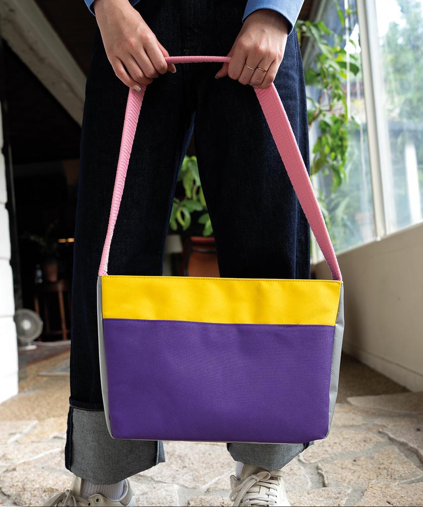 Grafik:Plastic Punggi Bag 230-P