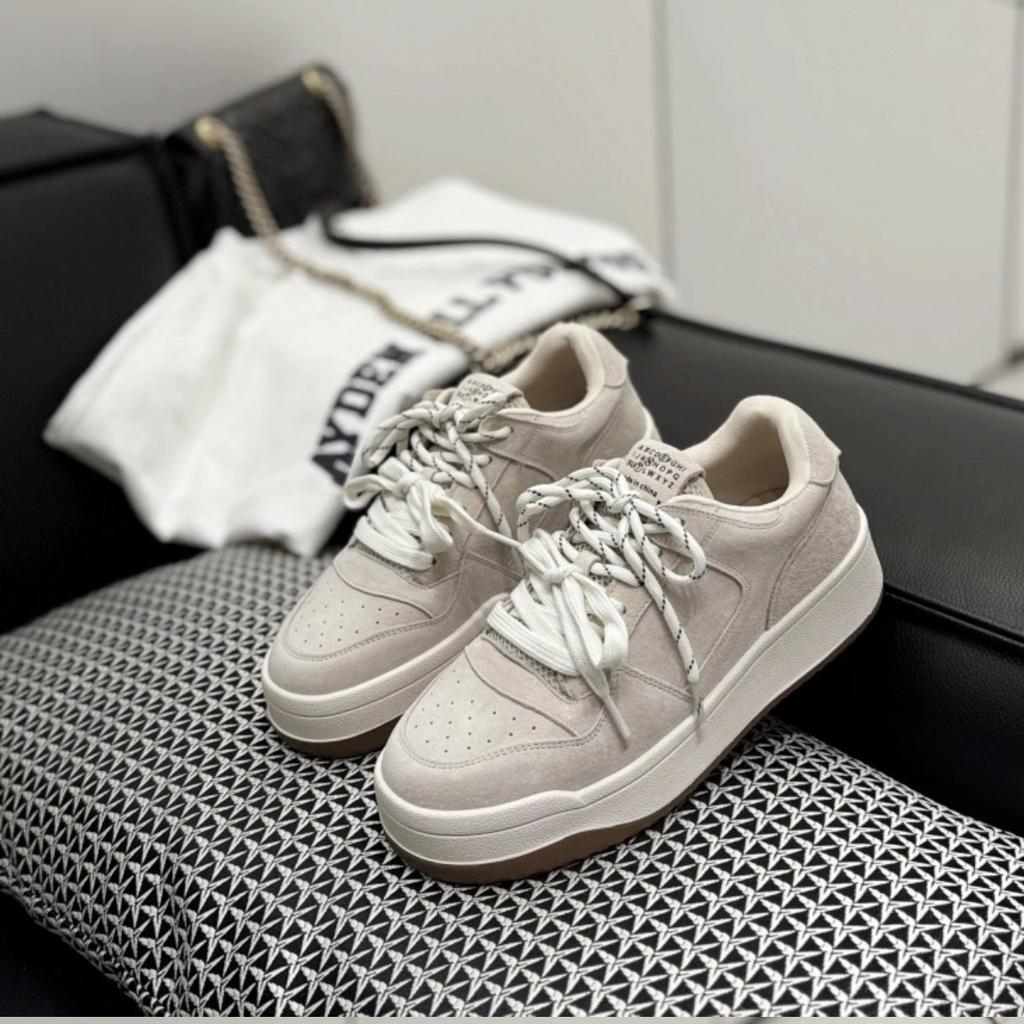 Super Fire Little White Shoes Women's Spring 2025 New Korean Version Versatile Student Lace-up Casual Shoes Platform Sports Board Shoes