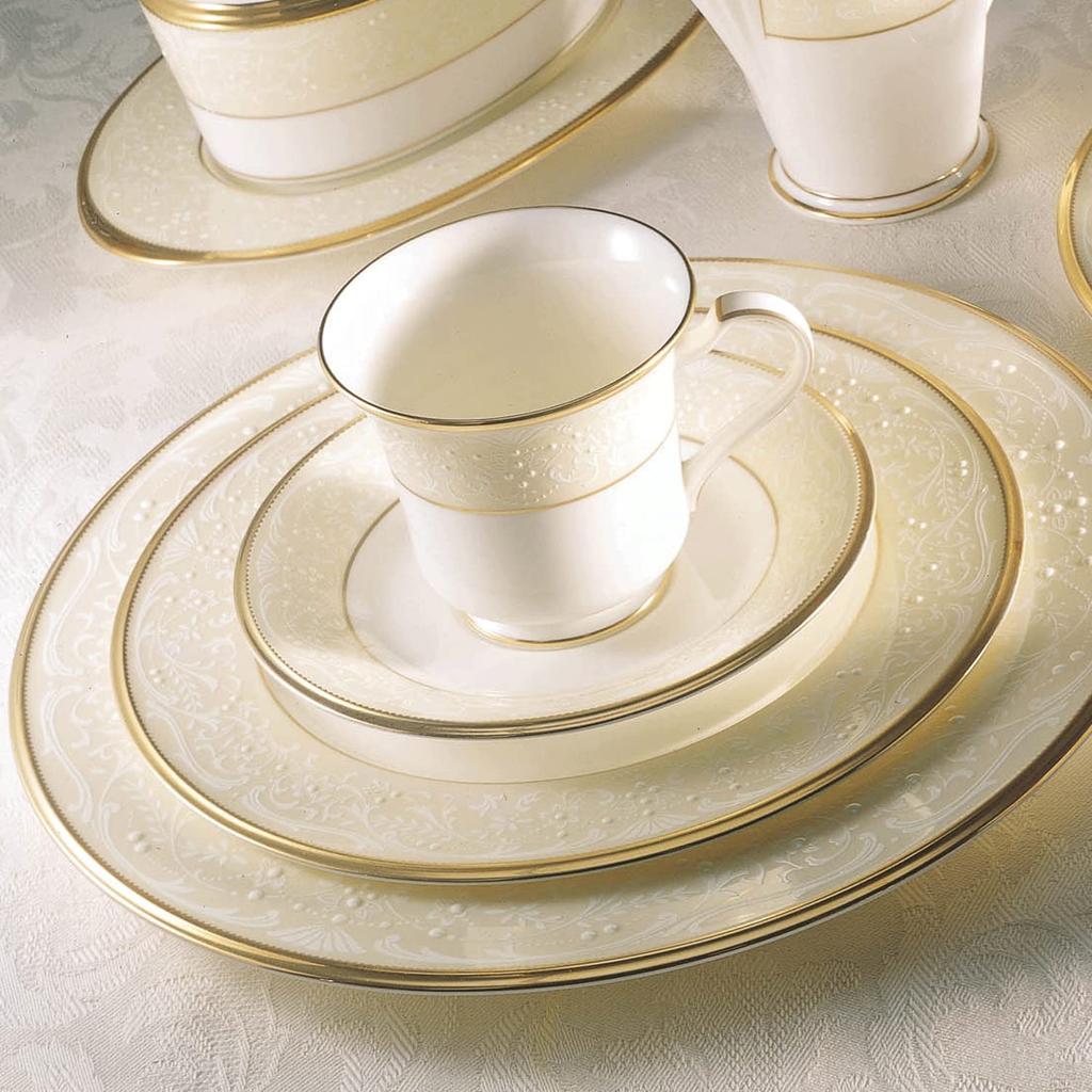Noritake White Palace Plate, 22cm, Bone China, 1 Piece, 59511/4753