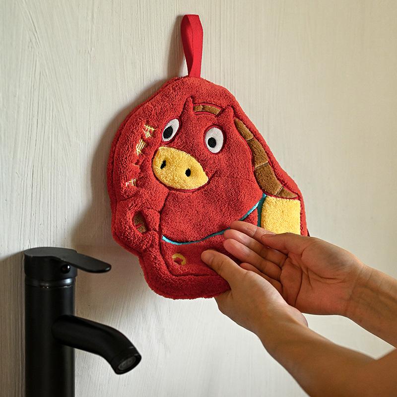 Year New Red Handkerchief Bathroom Hanging Hand Towel Absorbent Kitchen Towel Christmas Wedding Decoration New Year Decoration