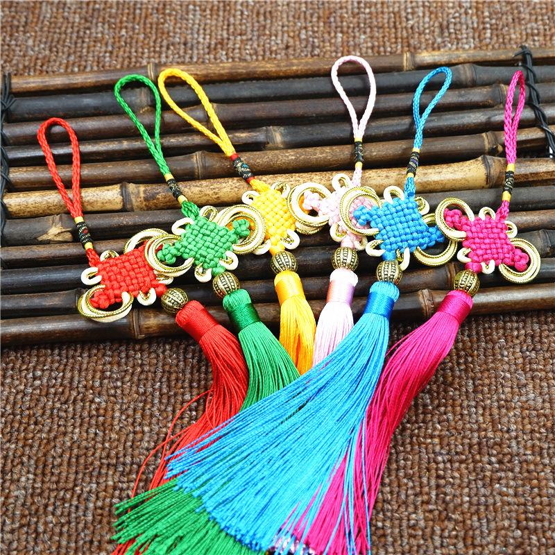 Chinese Knot Pendant With Tassel Phnom Penh 8 Plates Of Rich Yiwu Mini Knot Small Beads To Go Abroad Gifts