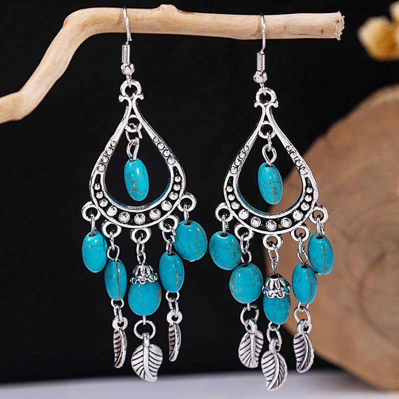 Bohemian fringed turquoise earrings, retro few earrings, personalized temperament earrings.