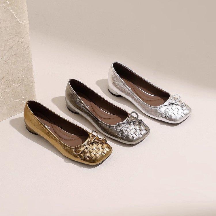French Retro Bow Ballet Flats 2025 Autumn New Soft Leather Comfortable and Versatile Women's Shallow Mouth Single Shoes