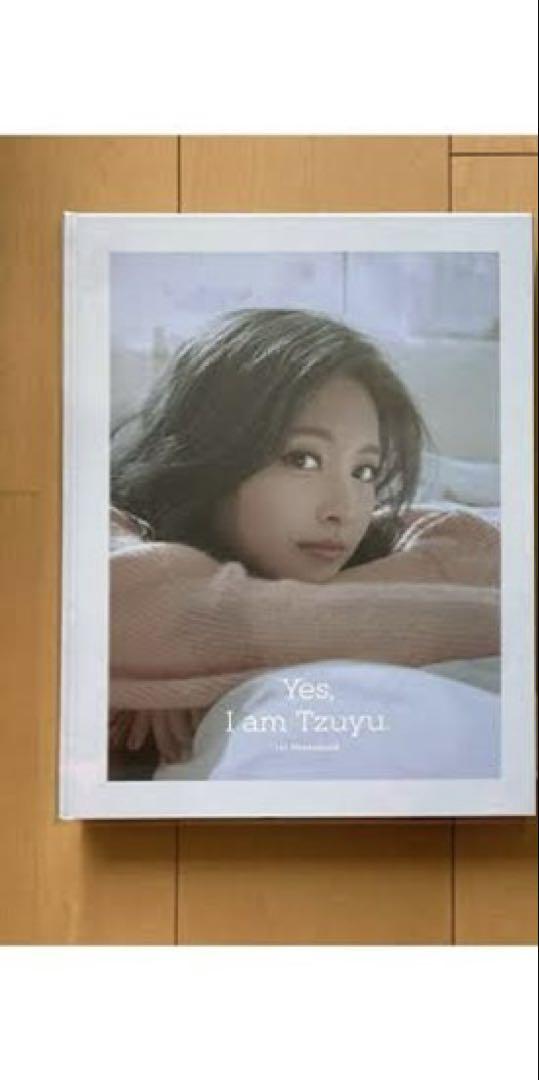 

[USED] Twice Yes, I am Tzuyu with bonus