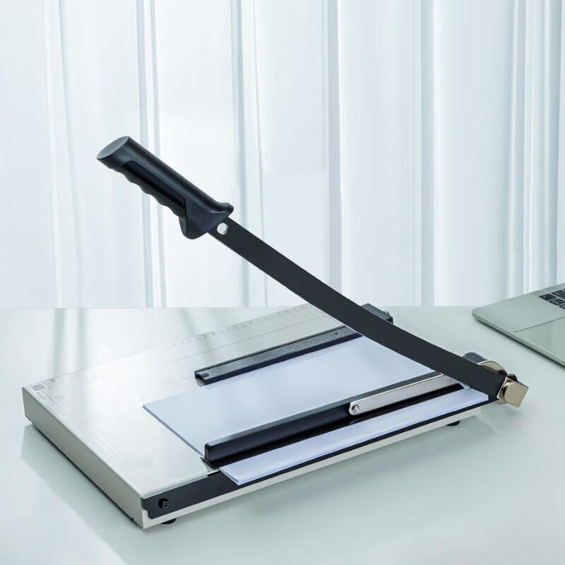 Deli B4 Steel Manual Paper Cutter