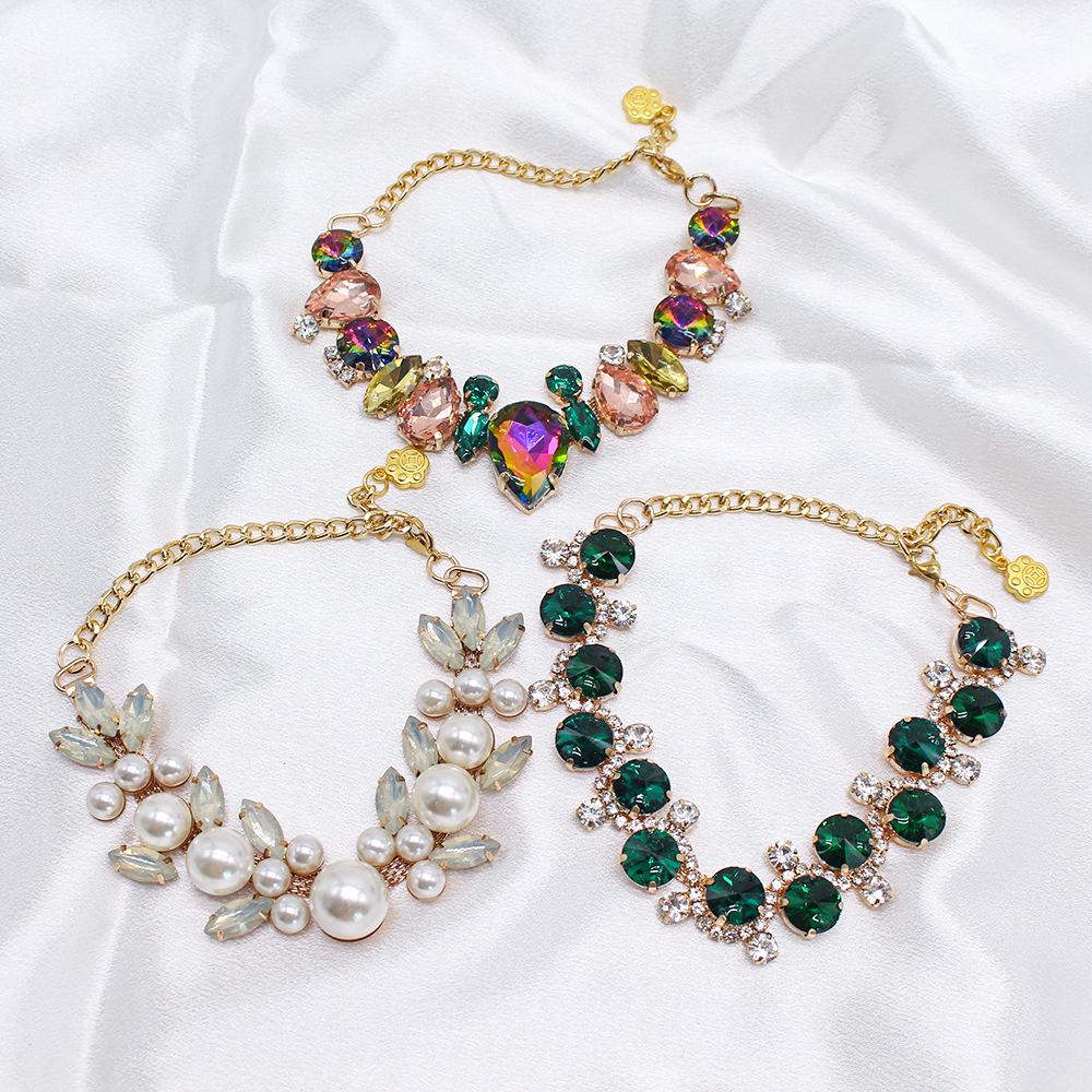 Princess Gem Pearl Necklace: Diamond Pet Collar for Cats and Dogs, Ideal for Weddings, Birthdays, and Photography.