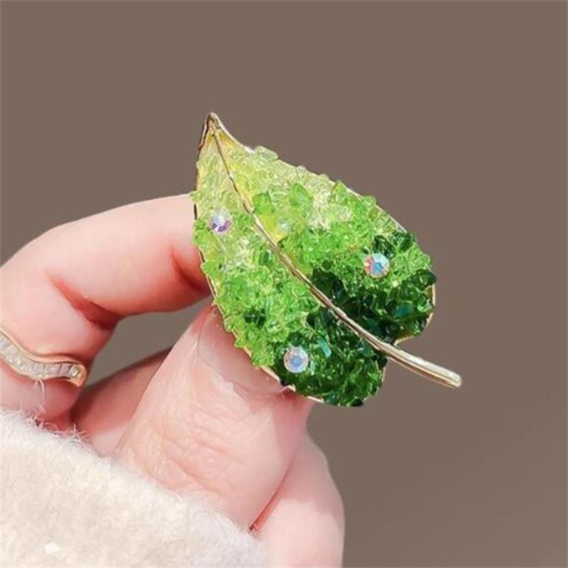 Mode Farbverlauf Kristalle Grünes Blatt Broschen Für Damen Kleidung Mantel Schmuck Accessoires Geschenke