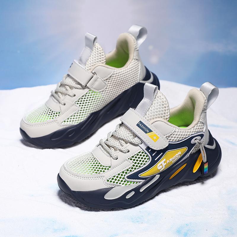 Boys' sneakers 2025 spring and autumn new classmates breathable children's shoes middle and older children running students mesh shoes tide