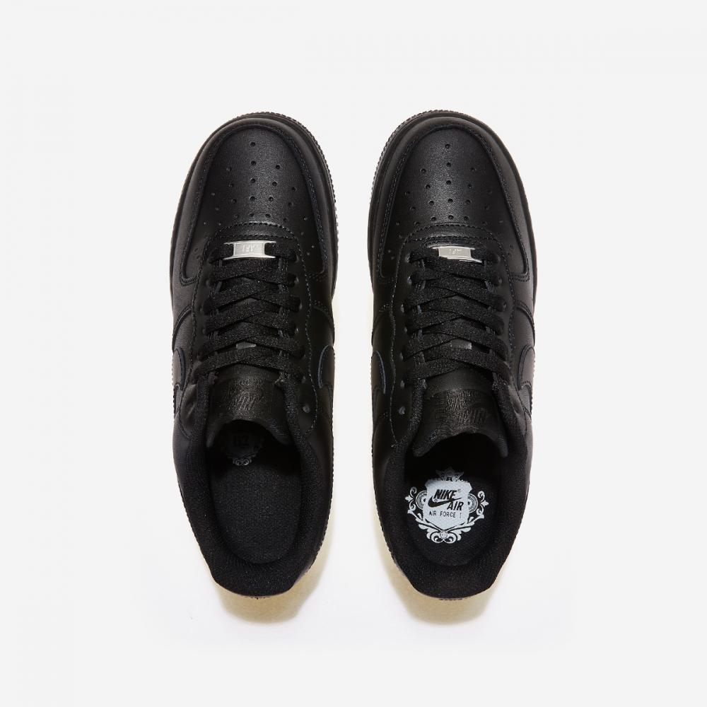 Nike Air Force 1 07 Le  001 