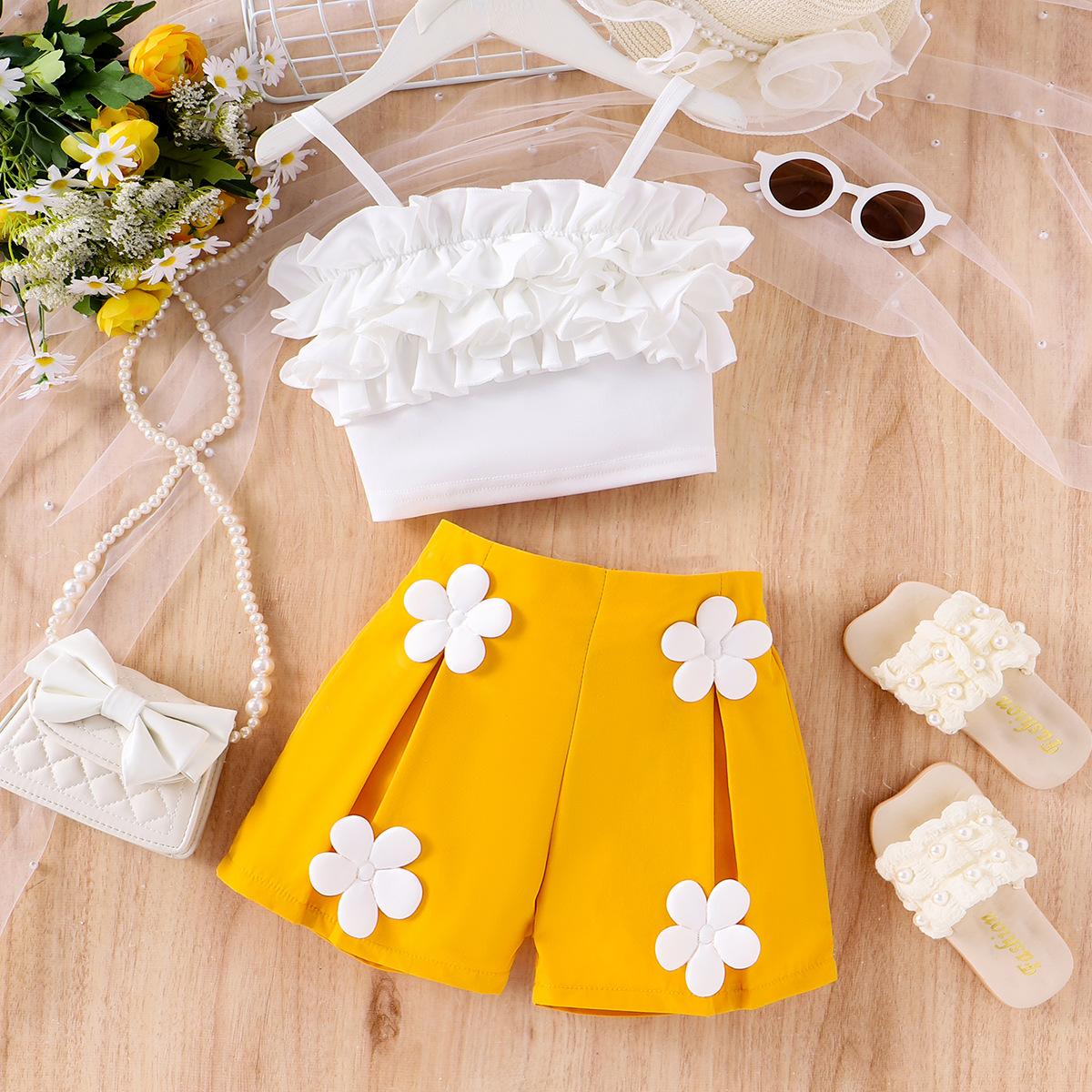 

Детский модный костюм, летний повседневный кружевной топ с бретелькой через шею, цветочные шорты, костюм из двух частей 5Y жёлтый