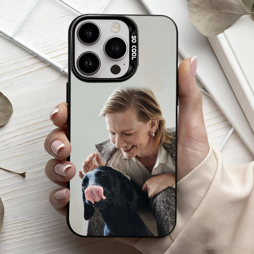 

Немецкая актриса Сандра Хюллер Чехол для телефона для iPhone17,16,15,14,13,12,11 Plus,Pro Max Конфетный Серебряный Покрытие Внутри Чехла iPhone16promax
