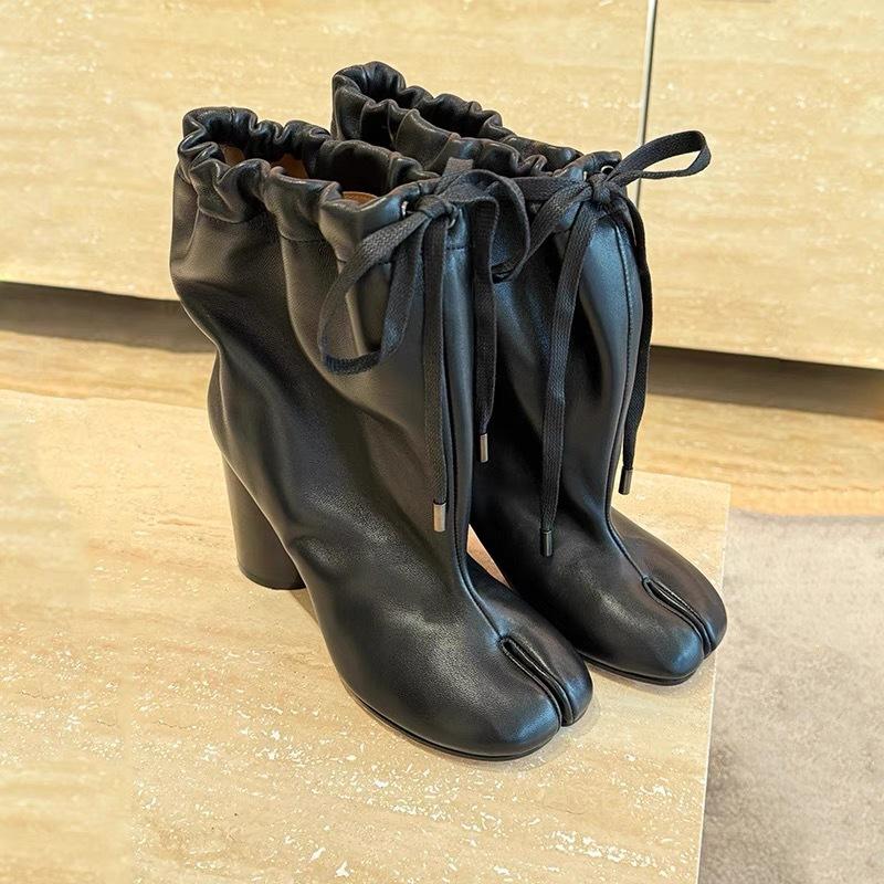 Cowhide version~ autumn and winter new wide tube lace-up split-toed pig's trotters boots women's genuine leather Korean version versatile western Mart
