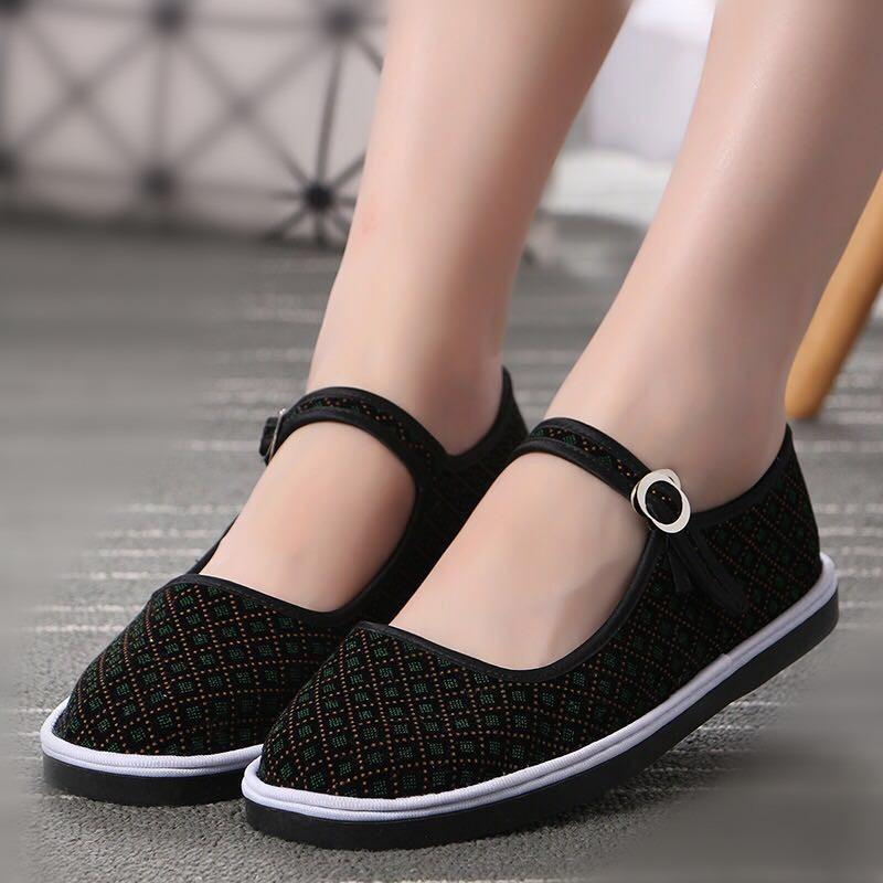 Old Beijing cloth shoes, black belt old lady shoes, gypsy green grid red grid one shoelace