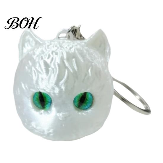 Cat Shaped Ornament 3D Printed Head Keychain, Cute Kawaii Kitten Bag Charm with Pearlescent Finish & Bright Green Eyes, Lightweight Animal Pendant Key