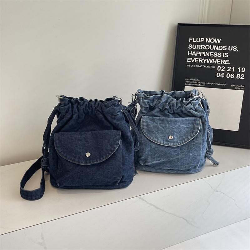 Student Simple Shoulder Tote Bag, Large Capacity Bag, Vintage Blue Distressed Style, Slouchy Crossbody Bag, Casual For Women's Daily Use