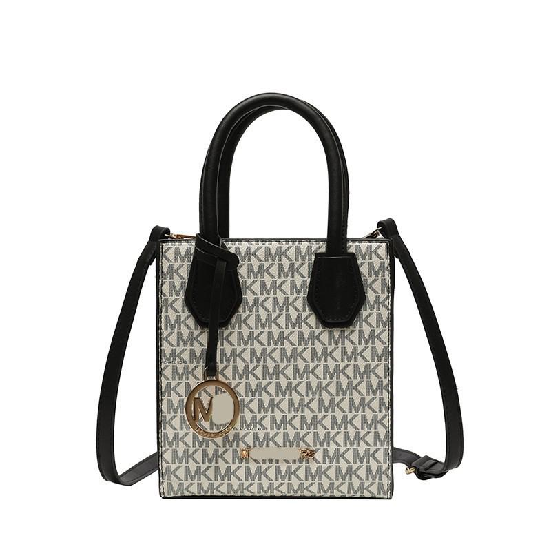 

Женская модная сумка через плечо 2025 в европейском и американском стиле с музыкальным принтом