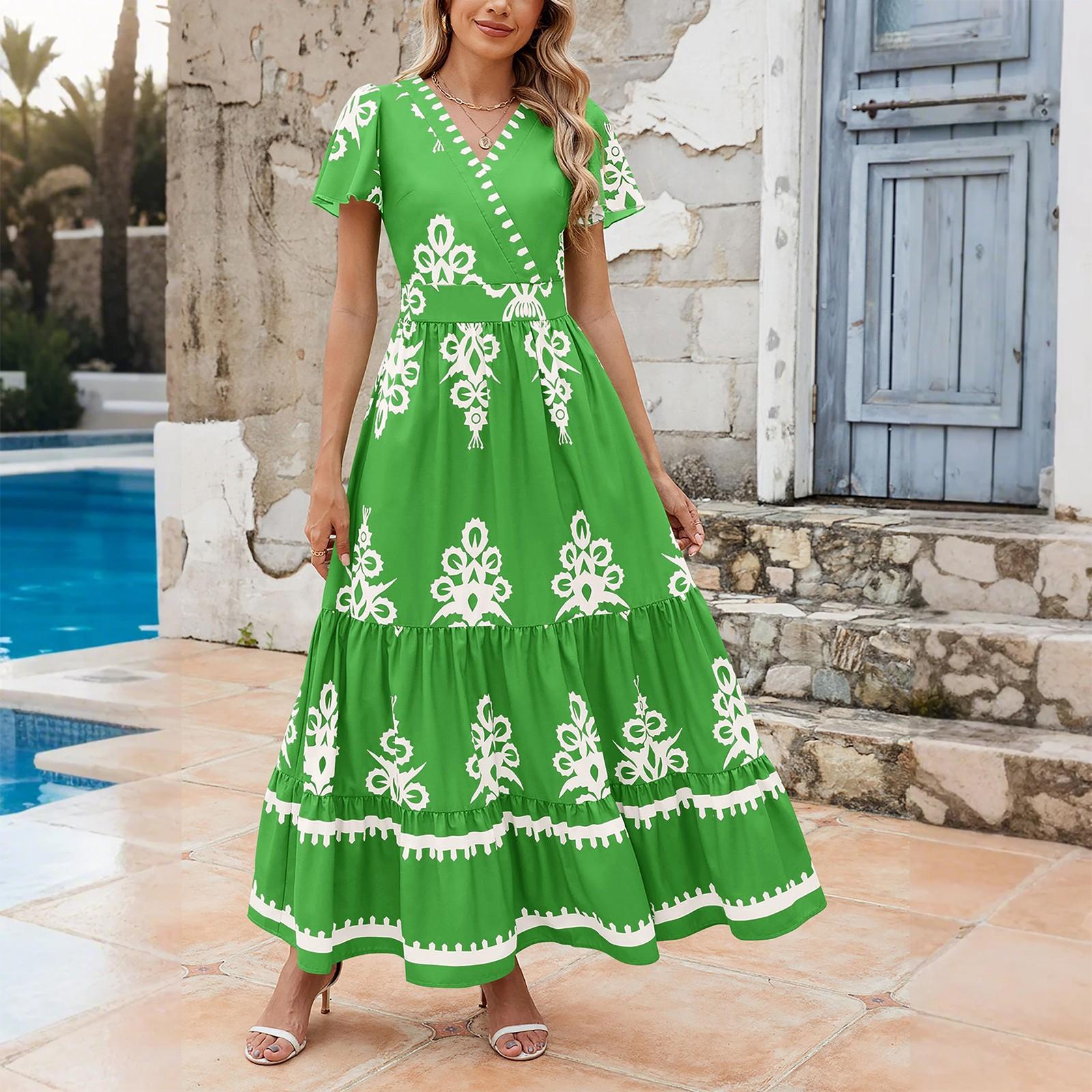 

Женское летнее платье с V-образным вырезом и цветочным принтом, короткими рукавами и карманами S зелёный