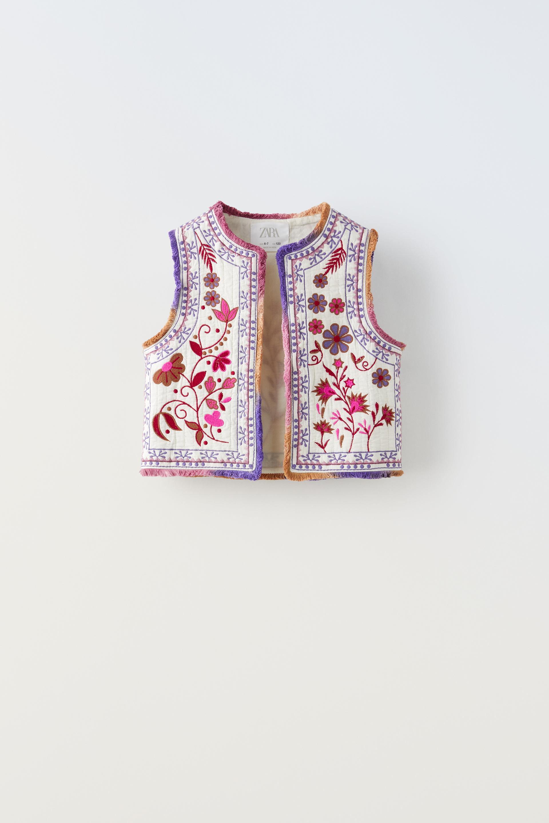 

ЖИЛЕТ С ВЫШИВКОЙ