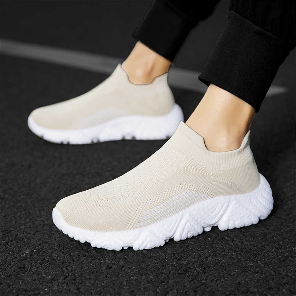 Fashion Beige Lace-free Fuchsia Sneakers Vulcanize Fitness Men Large Size Shoes For Men Sports Technologies Mobile New Fast Funky