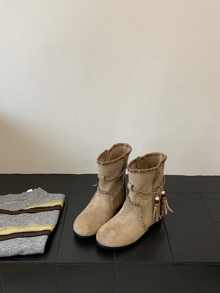 2025 Autumn New Retro Strap Fringed Boots Bosmian Flat Bottom Short Boots Women