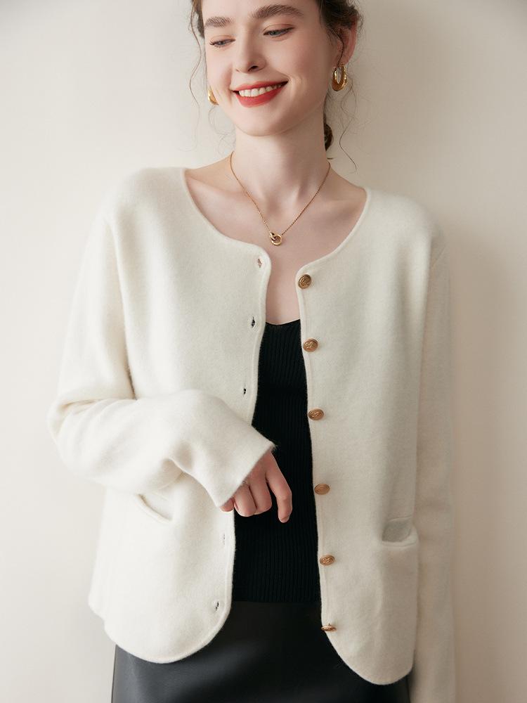 Round Neck Cashmere Cardigan for Women - Autumn/Winter Thick Knit Sweater Coat.